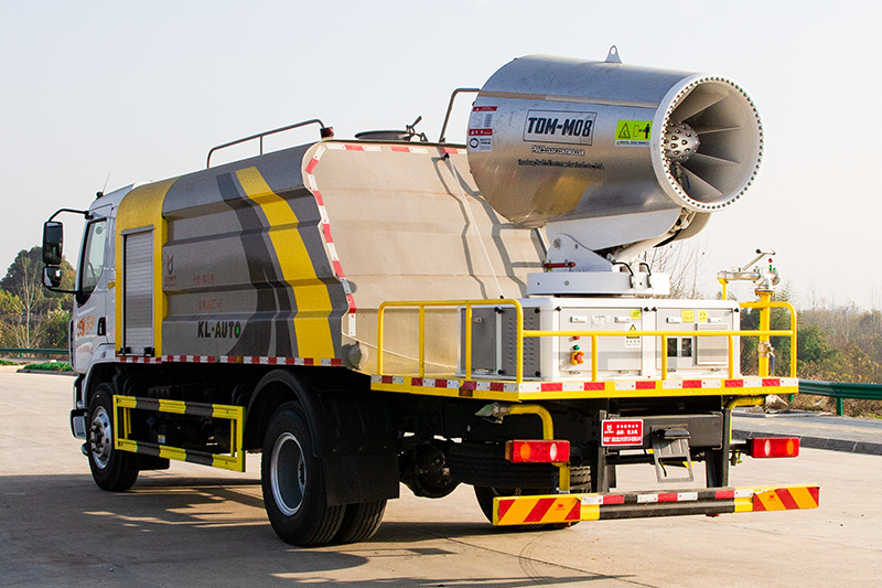 东风柳汽乘龙M3多(duō)功能(néng)抑尘車(chē)(12.5方)(60~100米雾炮)